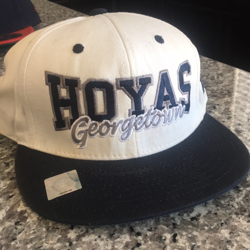Georgetown Hoyas Snap Back